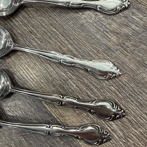 Hampton Court Elegant Vintage Silver Cutlery Set- 40 pieces - Picture 8 of 8